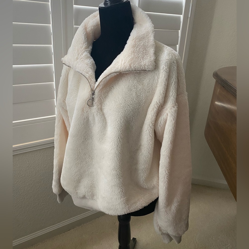 🍦 Cream Quarter Zip Pullover Sweater Faux Fur Cozy Sweatshirt | Nine West🍦